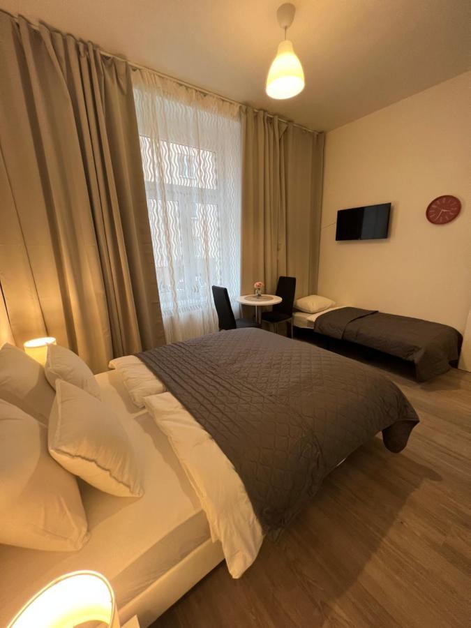 Maria Apartment Liben Praga Exterior foto